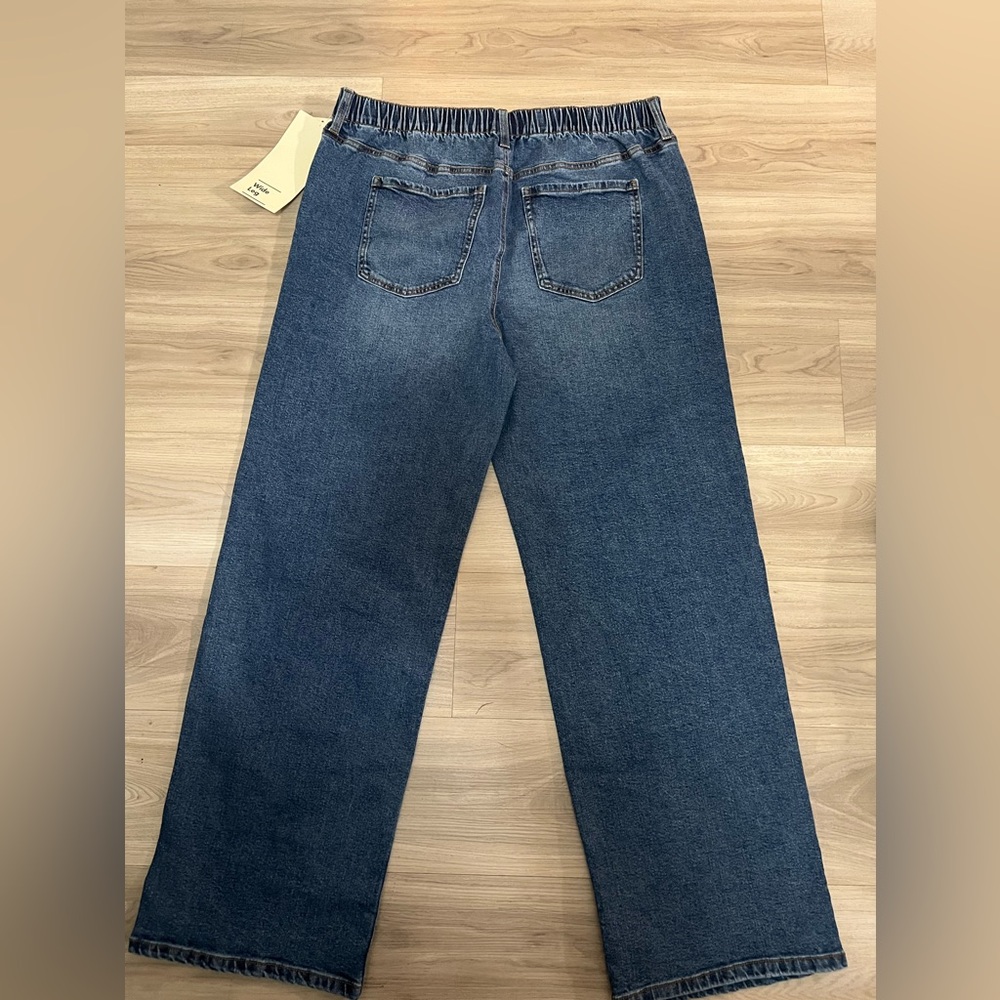 Bundle of three pairs of NEW women’s jeans sz 18 Vera Bradley no boundaries tim - Picture 11 of 15